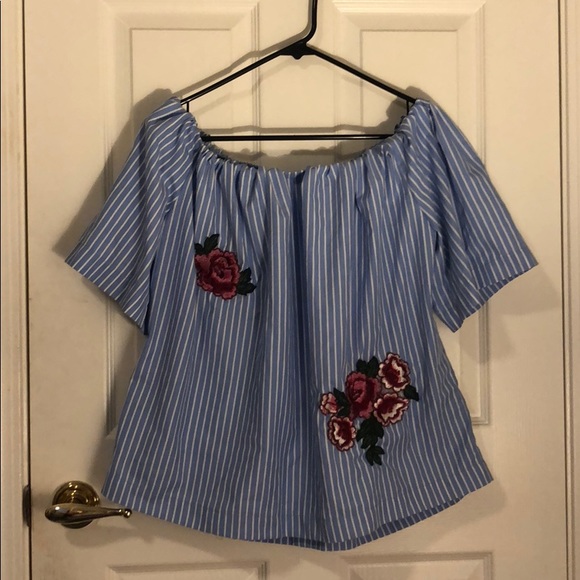 Off the shoulder top - Picture 2 of 2